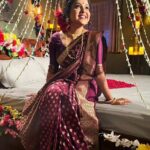 Nabanita Das Instagram - Life is not perfect....But my saree pleats can be👌❤️🫶 Picture courtesy 📸 @myselfsubhro