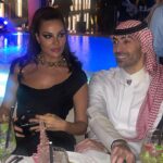 Nadine Njeim Instagram - Photo dumps from @redseafilm 🖤🎥❤️ so happy I had a chance to meet my favourite stars. Thank you @moalturki and @jomanaalrashid for your hospitality and beautiful energy. We had such a wonderful time , it’s beyond words! #redseafilmfestival #vanityfair