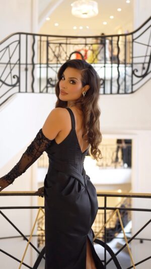 Nadine Nassib Njeim Instagram - 🖤🤍🖤🤍 just a thing of beauty … #nadinenassibnjeim #نادين_نسيب_نجيم