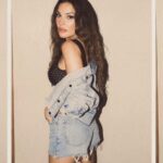 Nadine Njeim Instagram - Have faith In God and the universe 🌸 #nadinenassibnjeim #نادين_نسيب_نجيم Makeup by N.A.D.I.N.E 💄