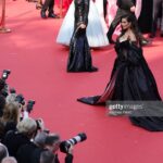 Nadine Njeim Instagram - I have always been fascinated by the glamour of the 50s era. The era of Brigitte Bardot and Sofia Loren.… You know, I love how back then, women embraced their curves, fashion was bold, yet feminine… And here we are today… Zuhair and I decided to create a custom made dress inspired by this golden Era and this magical city… Cannes… Thank you for every person who made this vision come to life… Thank you @chopard for hosting me 🤍🖤