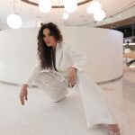 Nadine Njeim Instagram - The little difference is … « You cannot control what happens to you , but you can control your attitude toward what happens to you » @georgess_saliba @jonymatta #نادين_نسيب_نجيم #nadinenassibnjeim