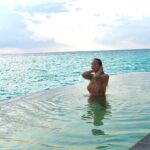 Nadine Njeim Instagram - I followed my heart and it took me all the way to the Maldives , a place of Heaven on earth 🐠🐬🐳🐙🦀🍉 @ooreethirah #nadinenassibnjeim #نادين_نسيب_نجيم