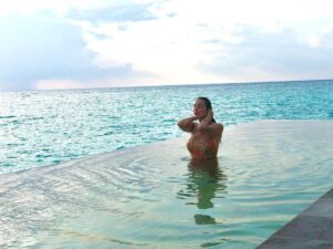 Nadine Nassib Njeim Instagram - I followed my heart and it took me all the way to the Maldives , a place of Heaven on earth 🐠🐬🐳🐙🦀🍉
@ooreethirah 
#nadinenassibnjeim 
#نادين_نسيب_نجيم