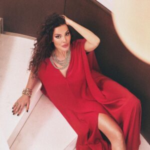 Nadine Nassib Njeim Instagram - I rarely wear red but this time RED IS DIFFERENT! ❤️
@michaelkors 
@georgess_saliba 
@jonymatta 
@victorkeyrouz 
Make up by N.A.D.I.N.E 

#nadinenassibnjeim 
#نادين_نسيب_نجيم
#michaelkorscollection