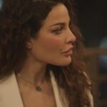 Nadine Njeim Instagram - خبروني كيف لقيتوا اول ٣ حلقات لحد هلىء ؟ عطوني رأيكم 🥰 #وأخيرا #رمضان_يجمعنا #رمضان_كريم #رمضان_٢٠٢٣ #نادين_نسيب_نجيم