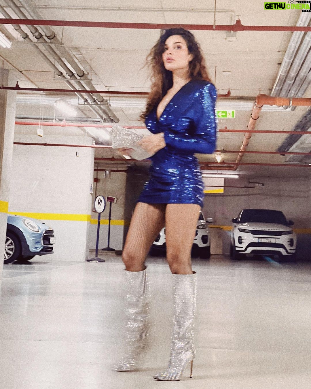 Nadine Nassib Njeim - 326.4K Likes - Blue is for confidence 💙 #nadinenassibnjeim #نادين_نسيب_نجيم