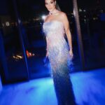 Nadine Njeim Instagram - « Be a mermaid. Swim fast wear a crown, and dream big. » A mermaid for #VogueBallofArabia 🧜‍♀️ Stylist: @cedrichaddad Dress: @ramikadi Jewelry: @bulgari Shoes: @aquazzura Bag: @tylerellisofficial Makeup: by Nadine njeim beauty Photo: @mk.visionn #nadinenassibnjeim #نادين_نسيب_نجيم