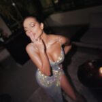 Nadine Njeim Instagram - Age is just a number … Dress @adenfashion Make up @danikamelmakeup by NADINE NJEIM BEAUTY #nadinenassibnjeim #نادين_نسيب_نجيم