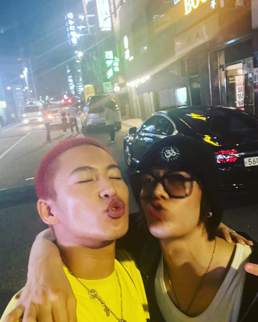 Nakamoto Yuta Instagram - 俺の可愛い弟と❤️ @ryokimiyama_official