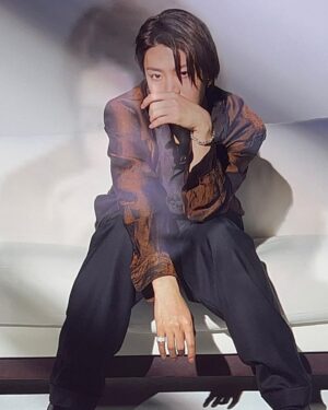 Yuta Instagram - 5月24日(水)発売 anan2349号
カバー&JO1川西拓実さんとコラボしたスペシャルエディションにもカバーで登場‼️
たくさんみてねーー！