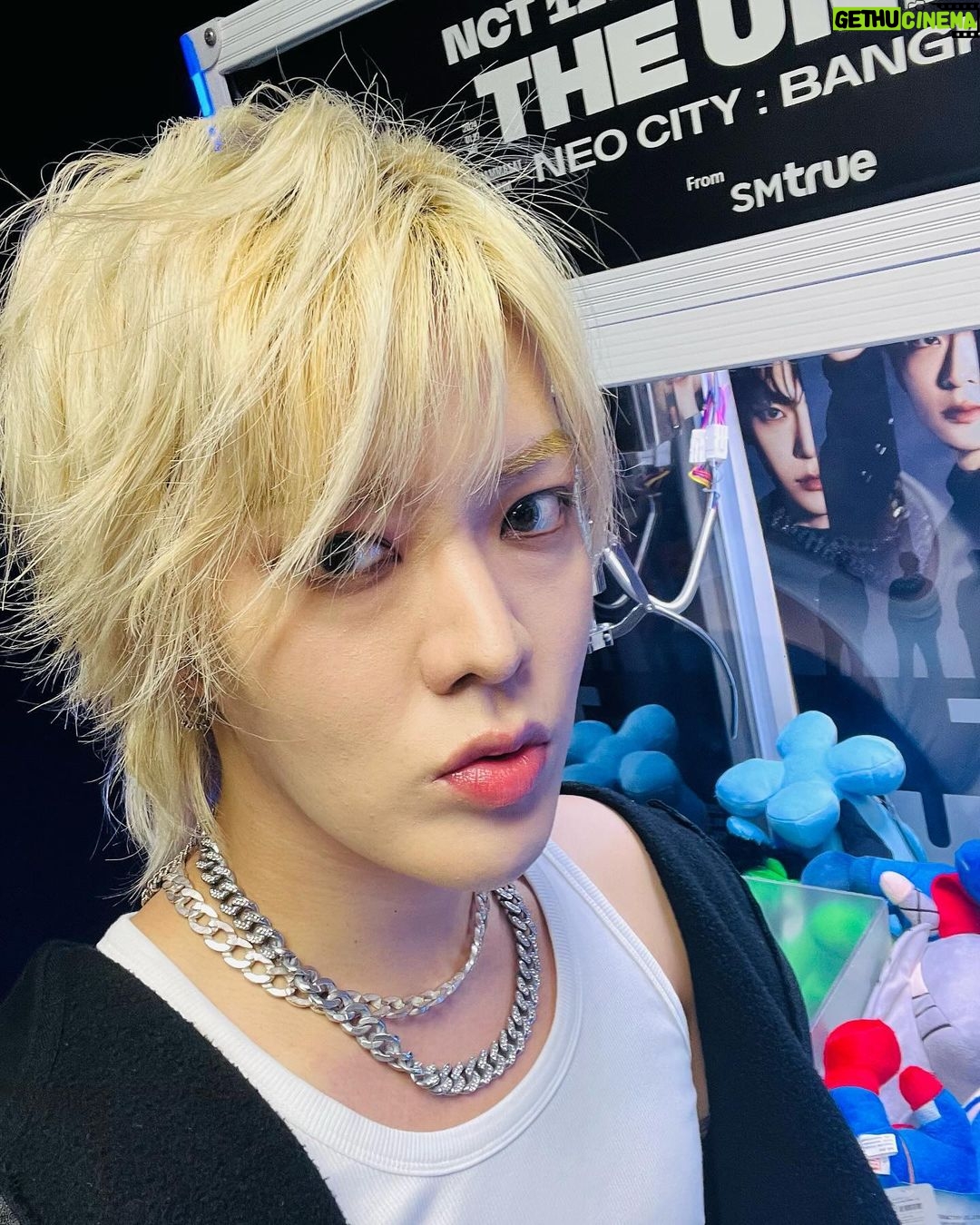 Nakamoto Yuta Instagram - Thank you for giving us nothing but happiness for 2 straight days! It was really really hot !! We promise we’ll come again!❣️❣️