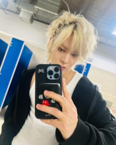 Nakamoto Yuta Instagram - Thank you for giving us nothing but happiness for 2 straight days! It was really really hot !! We promise we’ll come again!❣️❣️