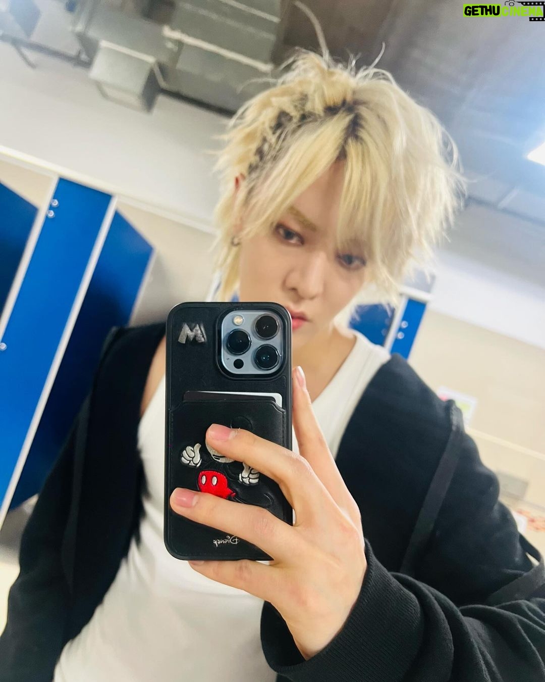 Nakamoto Yuta Instagram - Thank you for giving us nothing but happiness for 2 straight days! It was really really hot !! We promise we’ll come again!❣️❣️