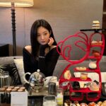 Nam Kyu-hee Instagram – 키린 x 웨스틴조선 
키린의 보보(Bo Bo) 컬렉션은 귀여운 판다와 테디베어의 
독창적인 조합으로 이루어진 키린의 대표 컬렉션 중 하나인데요!

올겨울 웨스틴조선이 이에 영감을 받아 보보(Bo Bo)컬렉션을
컨셉으로 애프터눈 티 세트를 선보인다고 합니다.✨ 
트레이부터 디저트까지 사랑스러운 판다 모양으로 여러분을
기다리고 있어요.🤍 

+ 12월 15일부터 12월 29일까지 키린 카카오톡 채널을 추가하시면 귀여운 보보 컬렉션 이모지를 다운 받을 수 있다고 하니 귀여움 겟 하러 가봅시다!🐼 

#광고 #키린 #웨스틴조선애프터눈티 #보보컬렉션