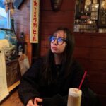 Nana Yamada Instagram - 気取らず気を遣わずお互いに 好きなことしてなにも話さないってとても幸せな空間🫖♡ 1人でもいいねんけど、誰かいてほしい。 もっとゆっくりしたかったけどまた今度☕️