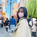 Nana Yamada Instagram - 🎪🐙 iPhoneのノーマルカメラのビビットが盛れるねん！ って撮ってくれたけどどう？🐯笑 なんば