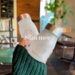 Nana Yamada Instagram – なんやかんやで3キロ落ちた！🙋🏻‍♀️わーい！

プレゼントしてもらったのをきっかけに
今日より若い日はない！と約１ヶ月前に初めました🥣

3キロ落ちたら顔が小さくなったって言われて、
お腹がなんかちょっと細くなった気がする…☺️🌱
(自分でわかるのすごくない？)

ごはんはお米か小麦ならお米！
あとは極力自炊🥣
ちなみダイエット飯は1回も作ってない！笑
おかげでめちゃくちゃ身体軽い❤️‍🔥

お水はできるだけ飲む(これまだまだ課題🥲)
基本ブラックだけど3回くらいカフェラテ飲んだ☕️
デザートを食べた日もある🍩

なのに3キロ落ちたってことは
もっとストイックにしたら
もっといけたかもって思ってる🥲

なんかね、ほんとに無理せず普段の生活にちょっと気を回した程度だったからイライラも全くないしお友達とごはんもできたけどあっという間の１ヶ月だったから次はもうちょっとストイックにしようと反省🥹笑

質問でもダイエットについて
いろいろ来てたのだけど、
ほんとに無理なくできたっていうのが1番の感想であって良かったところ🙇🏻‍♀️♡

ちなみに途中途中で体調の確認とかもしてくれるのと、
最初LINEでカウンセリングを受けて
先生に自分の目標とか生活習慣を相談してから
サプリが送られてくるのだけど
錠剤だからめちゃくちゃ飲みやすい…！

1日2回2粒飲むだけ🤔
私はこの毎日サプリを取るという習慣が着いたので
最近買ったオメガ3のサプリも飲んでる☺️🌱
(これはまた１ヶ月続けて飲んでみての感想書く！)

とにかく良かったので、
あと１ヶ月またサプリ飲んで
ダイエット脳を習慣付けたいなと思ってます🙇🏻‍♀️

というダイエット記録です✍️