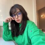 Nana Yamada Instagram - だてめがね👓 ３枚目ぶれさせて撮ろうと思ったのに 全然ぶれへんかった🙃手ブレ補正すご
