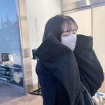Nana Yamada Instagram – 最近のいろいろ🐕🤎

特にこれといった日常の変化はないけど、
最近仲良くなったお友達が犬に貢いでくれたり🍭笑
後口さんと会ってやる気がみなぎったり🫡♡
久しぶりにワンピースきたらそわそわしたり👜
なんとなく手にとってみた本とか…📖
寝起きの寝ぼけてそうなこまちも撮りました📷

あとは「冬と春」を聴いてます🎧もう歌えます🥹笑