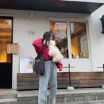 Nana Yamada Instagram - 🩷🤍🩵 最近またカラフルなニット集めちゃう...🥺♡ 打ち合わせや夜ご飯はスカートを選んだり ワンピース着たりするけど日中はどうしても 歩きやすい服になっちゃうよね〜〜🤔✨ 着てないワンピースが何着かあるので、 明日は着ようと心に決めて眠りにつきます🥹♡ 寒いからみんなも風邪ひかないでね❄️