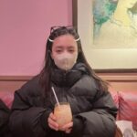 Nana Yamada Instagram - 明けましておめでとうございます🎍✨ 今年もよろしくお願いします🙇🏻‍♀️ 今年もいい事、悪い事たくさんあるかもしれないけれど 元気なときは精一杯誰かを助けてあげられるように 自分自身がどんなときも元気に過ごしたいなと思います😌 そして辛いときはたくさん周りを頼りたいと思います！ 困ったときはお互い様🤔 困ったときに頼ってもらえる人間になれるように 今年も精進して参ります✨ お正月に載せる写真もなく...今日撮った写真です🫣✨