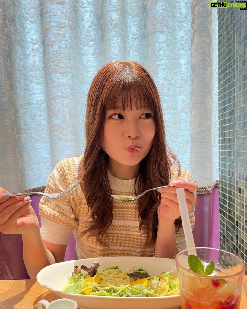 Nanase Yoshikawa Instagram - いとことアフタヌーンティーいった☺ 美味しかったー！！！