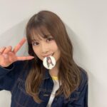 Nanase Yoshikawa Instagram - ケーキの自分食べた🎂 Team8 Forever だって！その通りだね🐝