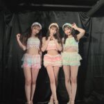 Nanase Yoshikawa Instagram - ジッパー💕💕 衣装かわいいよね😌💕
