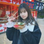 Nanase Yoshikawa Instagram - 年始のこの屋台とかの雰囲気好きすぎて何回も初詣行ってもはや初詣じゃなくなってる⛩ 今日も家族とお参りしてきました🎍 焼きそば美味しかった！2023年も美味しいものいっぱい食べよ😌