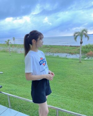 Nanase Yoshikawa Instagram - 2022年ありがとうございました🐯
毎年毎年思い出更新されていって嬉しいです🫶🏻
来年も充実した1年を過ごせますように〜🤍🤍🤍
#2022年　#ありがとう