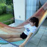 Nanase Yoshikawa Instagram - HADOの小浜島旅行楽しかったから写真載せていくね〜✈️ なんとお部屋にハンモック付いてた！幸せ空間🫶 ホテルははいむるぶしに宿泊しました！ #はいむるぶし #PR