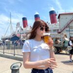 Nanase Yoshikawa Instagram – 暑くて…ね🍺
#ディズニーシー　#TDS