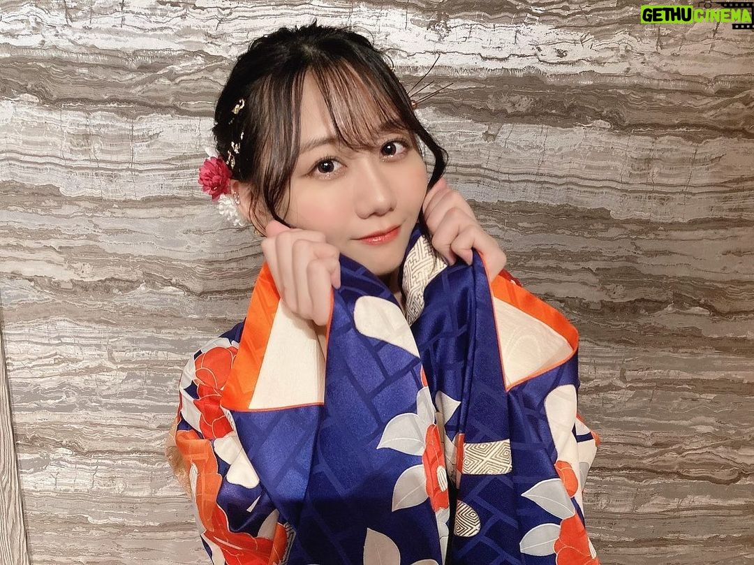 Nao Furuhata - 2.8K Likes - FCイベで着た着物
2部は前髪下ろしてみた!
髪には金粉が散りばめられ
帯にはちょこんとリボン!
1部と2部で違う雰囲気
楽しめて嬉しかったな☺️
#着物 #着物ヘア
#千切屋治兵衞 #chiji1555
#japanesetraditional
