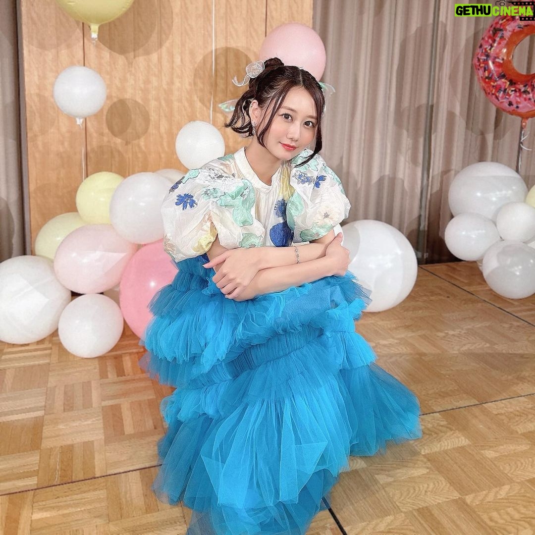 Nao Furuhata - 3.1K Likes - ⋱Furuhata Nao Birthday2023 ⋰
お昼の部の衣装、可愛すぎる🥹
髪にはたくさんのリボンも
つけていただいて
バースデーガール演出😏笑
ケーキも最高に美味しくて
イベントも皆んなとずっと笑って
最高の1日でした!