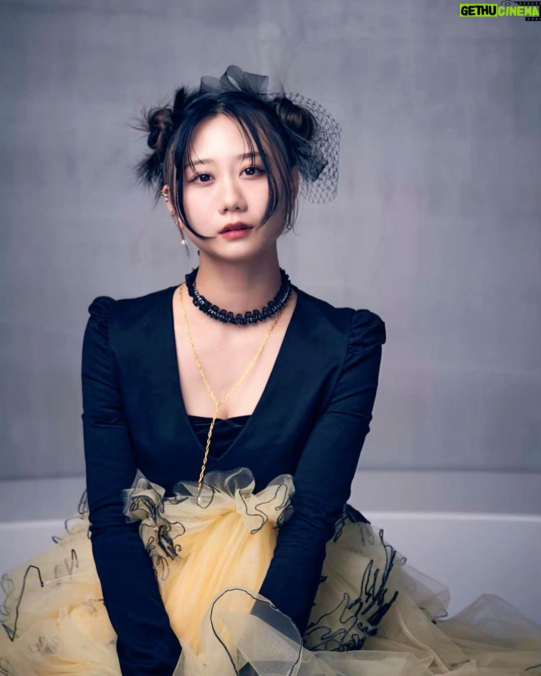 Nao Furuhata - 3.3K Likes - FCなおパレ
9月、10月のメインビジュアル
ハロウィンぽい雰囲気と
髪型のパンキッシュだけど可愛さもあるの良いよね😈❤︎
ポストカードもお楽しみに!
9月も皆んなのこと応援してる👻