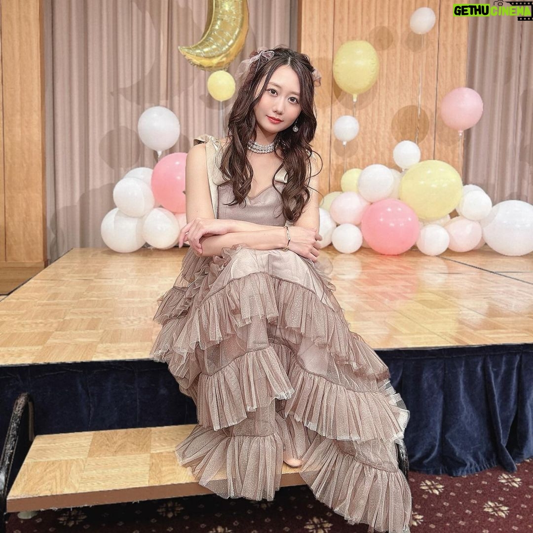 Nao Furuhata - 3.4K Likes - ⋱Furuhata Nao Birthday2023 ⋰
夜の部はvesさん(@dress_ves)のドレスを
着させていただきました!ありがとうございます!
大人なカラーだけど可愛さもある素敵な
ドレスを用意してくださり、とても嬉しい😭✨
ドレスを着こなせているかは
分からないが、また1つお姉さんに
なったし綺麗を手に入れていきたい所存。