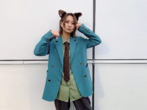 Nao Furuhata Instagram - 猫に化けた日🐈‍⬛