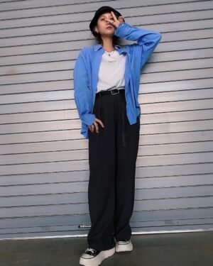 Nao Furuhata Instagram - 髪を耳かけした日。
