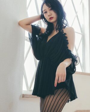 Nao Furuhata Instagram - 週プレさんのアザーカット📷

デジタル写真集「Emer gence」は
グラジャパさんにて見れるよ！
ページ数67Pと盛り沢山な内容

撮影も楽しかった🤫🤍