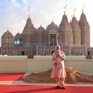 Narendra Modi Instagram - Bhavya and Divya Mandir in Abu Dhabi! A very special day.