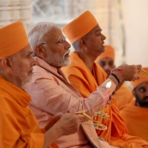 Narendra Modi Instagram - Bhavya and Divya Mandir in Abu Dhabi! A very special day.