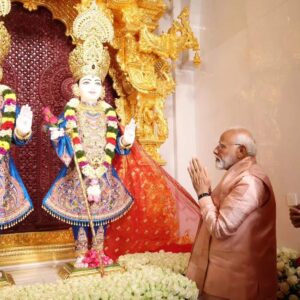 Narendra Modi Instagram - Bhavya and Divya Mandir in Abu Dhabi! A very special day.