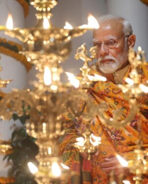 Narendra Modi Instagram - रामज्योति! #RamJyoti