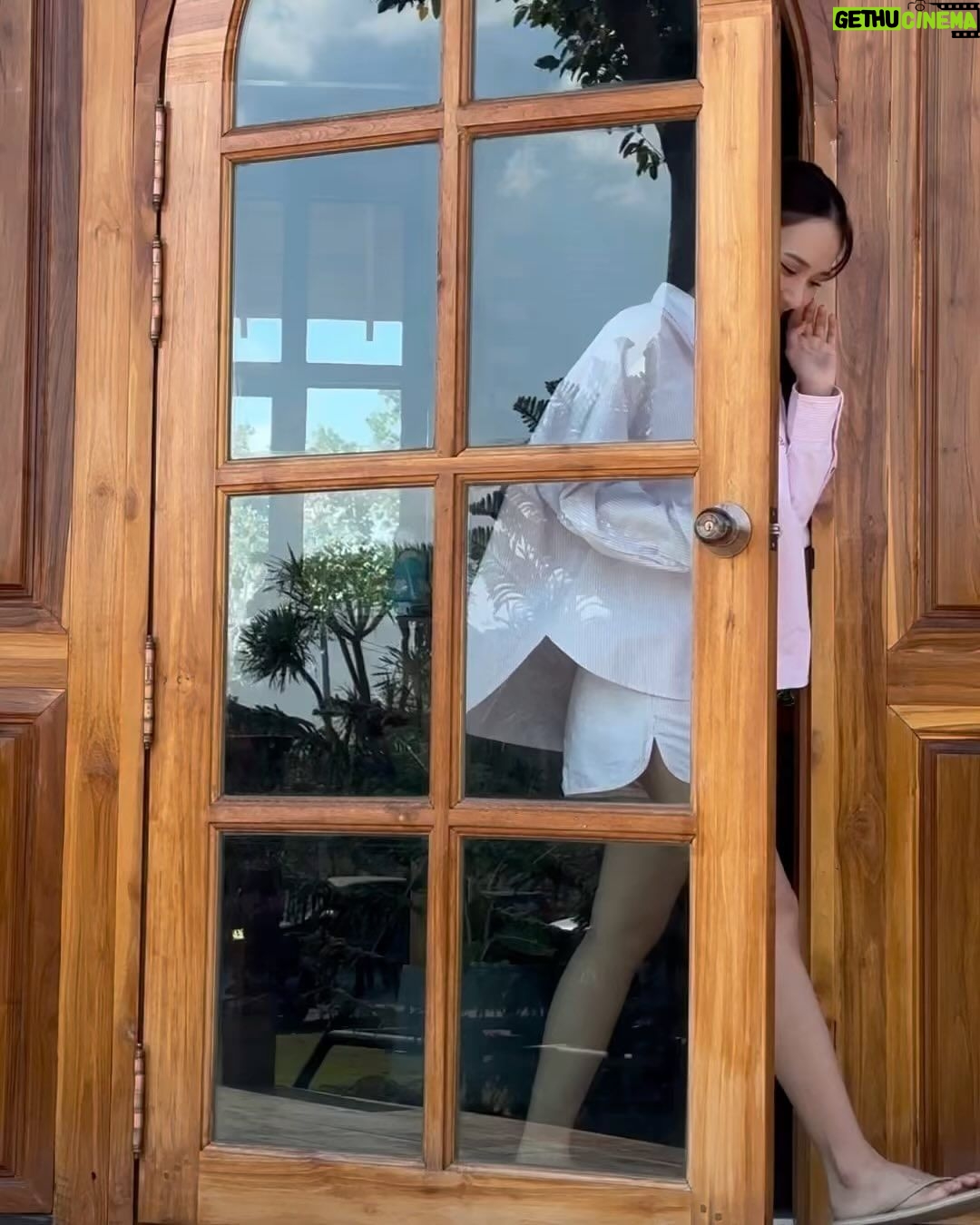 Narilya Gulmongkolpech Instagram - ✨🫶🏻🩵🌷💌💘 ทิวสน Thiw Son Cafe & Homestay