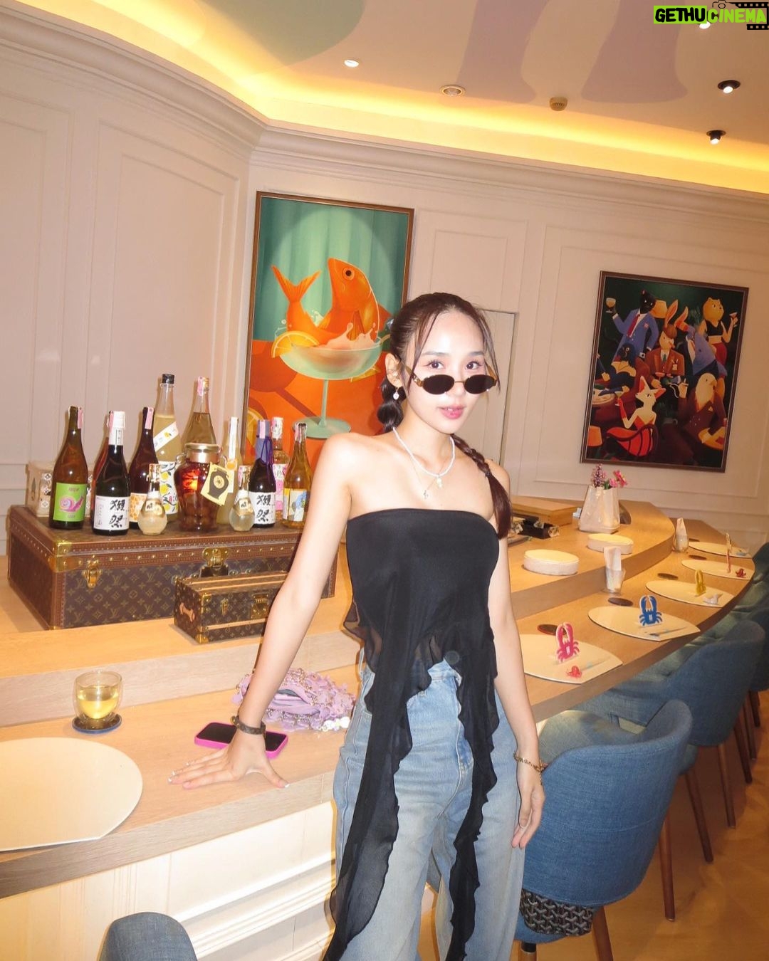 Narilya Gulmongkolpech Instagram - @kenshobangkok 😛🌈🍒💌🐈🌼 Kensho omakase