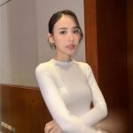 Narilya Gulmongkolpech Instagram – เย้ ดีใจที่มหาวิทยาลัยรังสิตมอบรางวัล “ศิษย์เก่าดีเด่น” ให้กับหนูนะค้า 🙏🥹🫶🏻💖 #rangsitalumniawards2023 Rangsit University