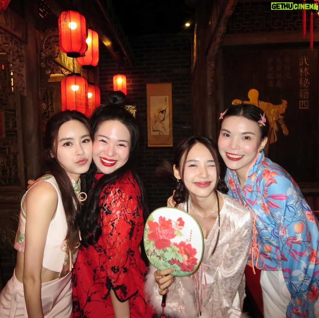 Narilya Gulmongkolpech Instagram - 🧧🏮✨💖😛😘 SHU DAXIA Thailand