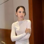 Narilya Gulmongkolpech Instagram – เย้ ดีใจที่มหาวิทยาลัยรังสิตมอบรางวัล “ศิษย์เก่าดีเด่น” ให้กับหนูนะค้า 🙏🥹🫶🏻💖 #rangsitalumniawards2023 Rangsit University