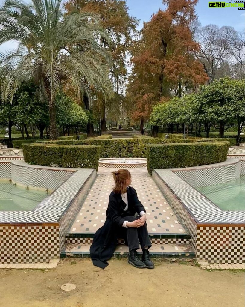 Natálie Halouzková Instagram - oh Sevilla… huge thanks to all the lovely people who made my stay even better than I could’ve ever hoped for🤍 Sevilla, Andalucía, España